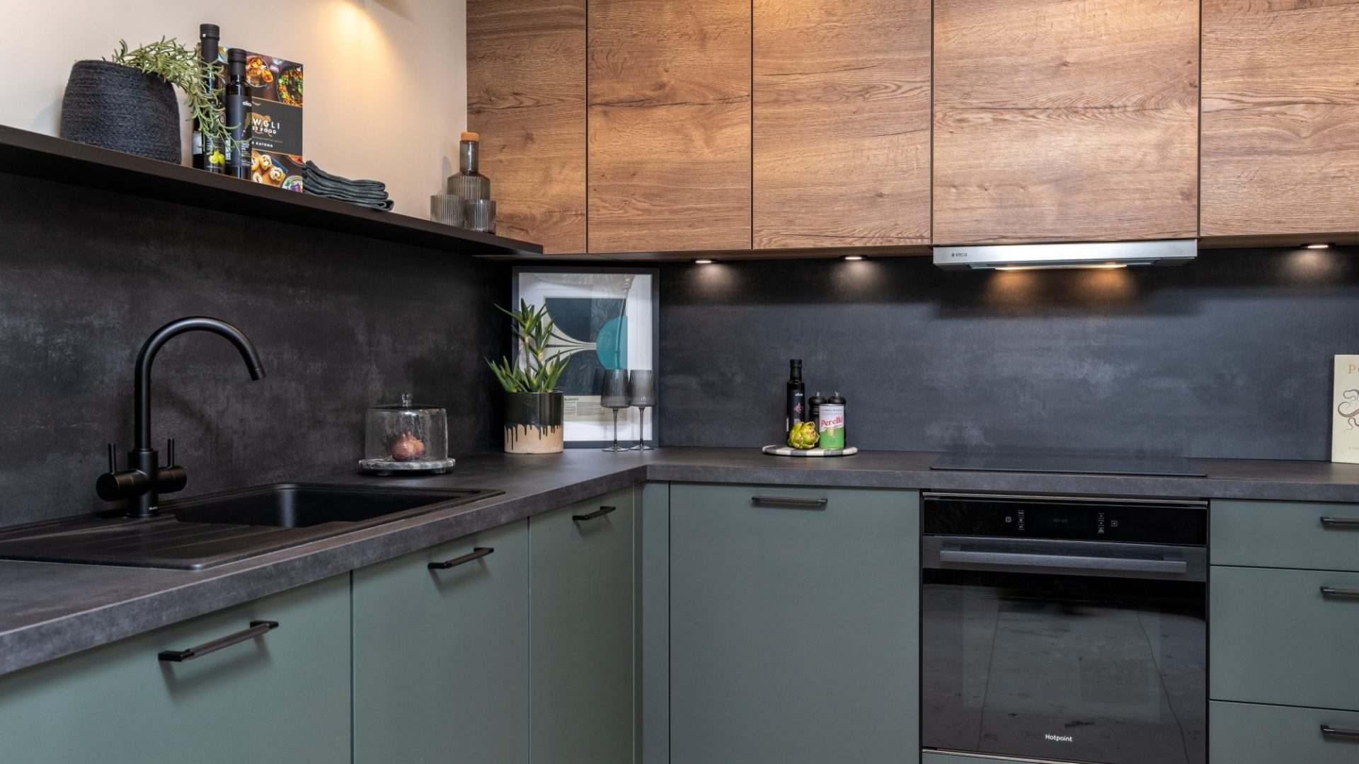 Hi Res Laings KBB Showroom Displays 02 25 003