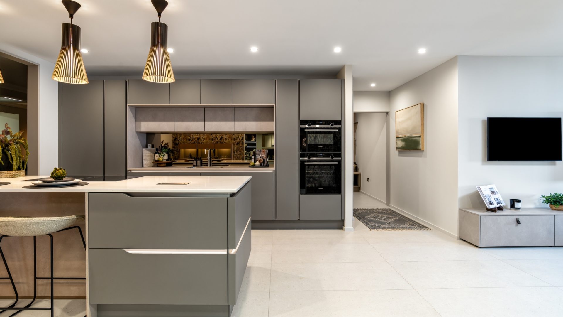 Hi Res Laings KBB Showroom Displays 02 25 023